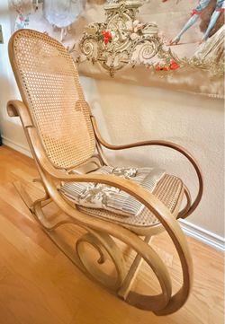 Antique Wicker rocking chair