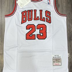 Micheal Jordan Bulls Jersey