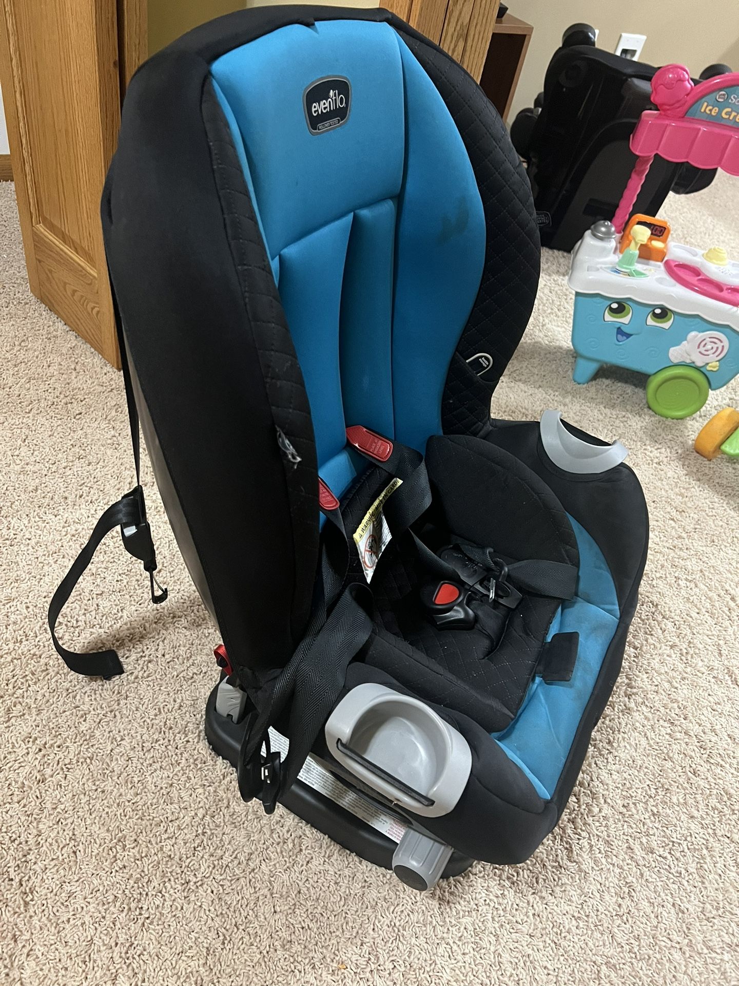Evenflo Maestro Sport Harness Booster Car Seat Palisade