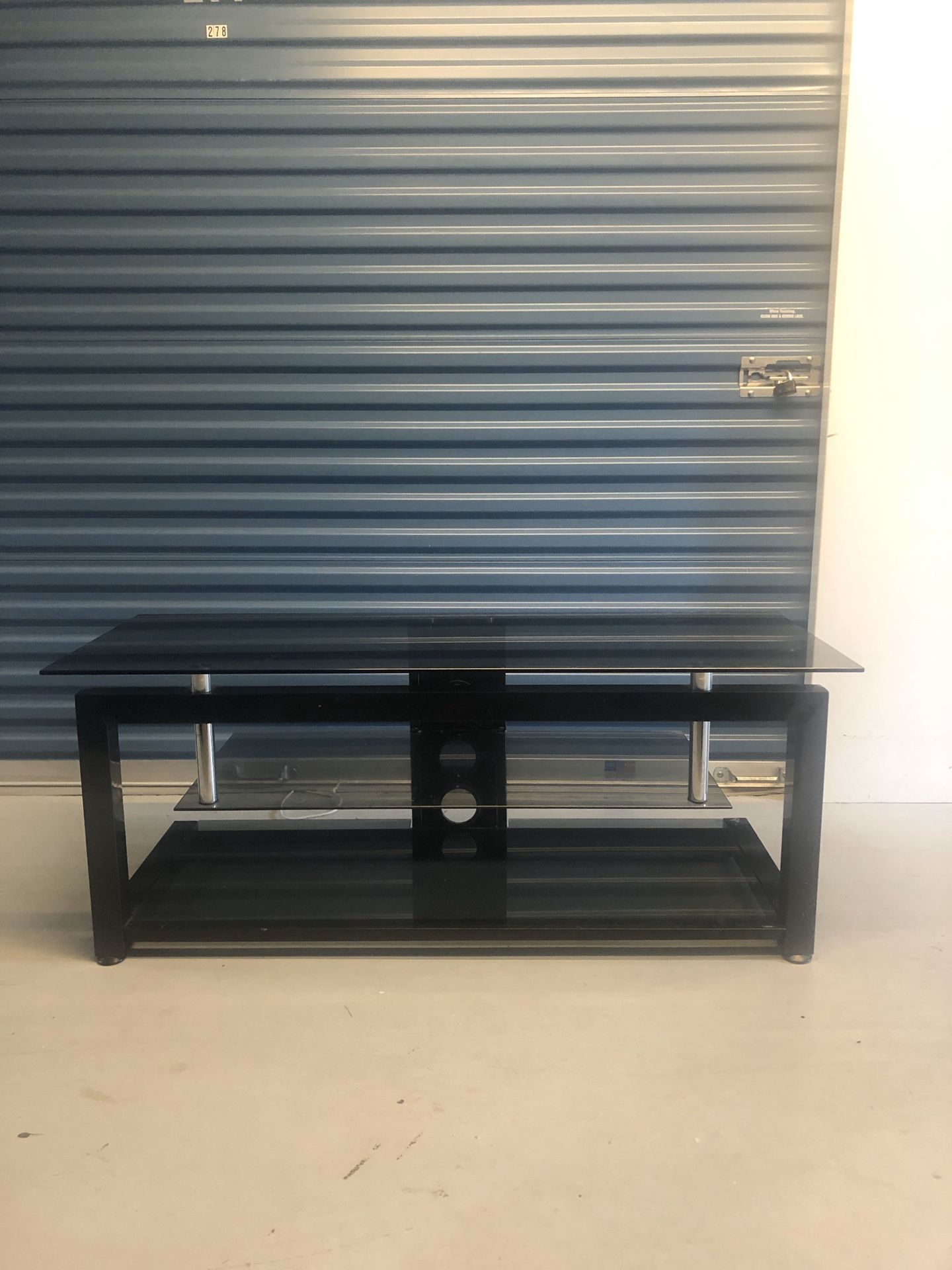 55 INCH TV STAND