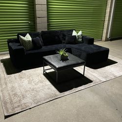 *Free Delivery* Boneless Sectional Couch Sofa 