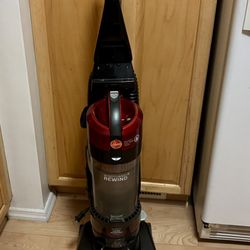 Hoover WindTunnel Rewind Vacuum 