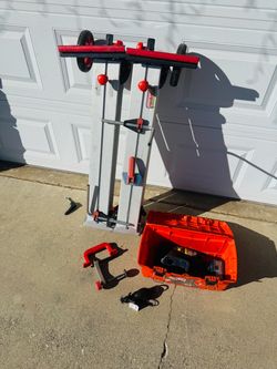 Craftsman professional miter saw stand foldable portable. Made of aluminum missing one clamp. Home Depot two old box with Ryobi drills not for sure if
