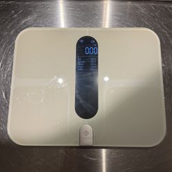 Etekcity Smart Fitness Scale – Body Fat, Muscle, Water, BMR Tracking 