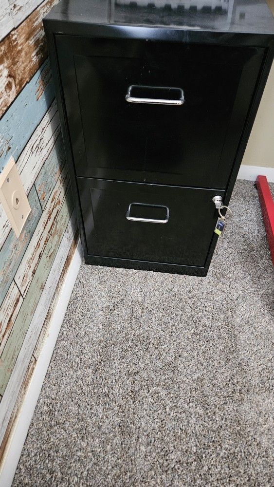 OFFICE FILE CABINET WITH KEY