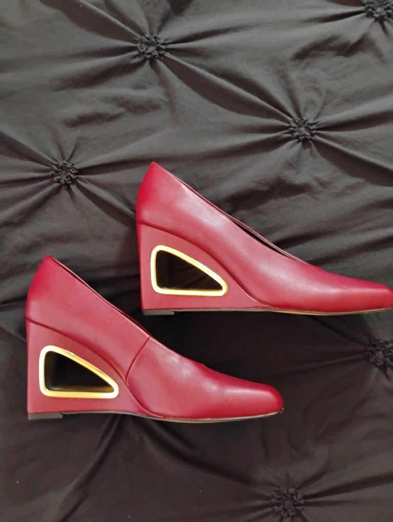 Katy Perry Wedges