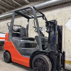 TOYOTA M8, latest model 5500 lb lifting capacity 