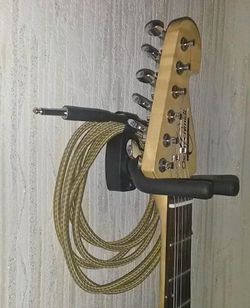 4-PACK Guitar Hangers Stands Hooks Holders Wall Mount