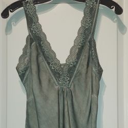 LACE-TRIMMED GREEN CAMI FROM ITALY 
