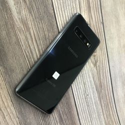 Samsung Galaxy S10 – 128GB – Black – $160