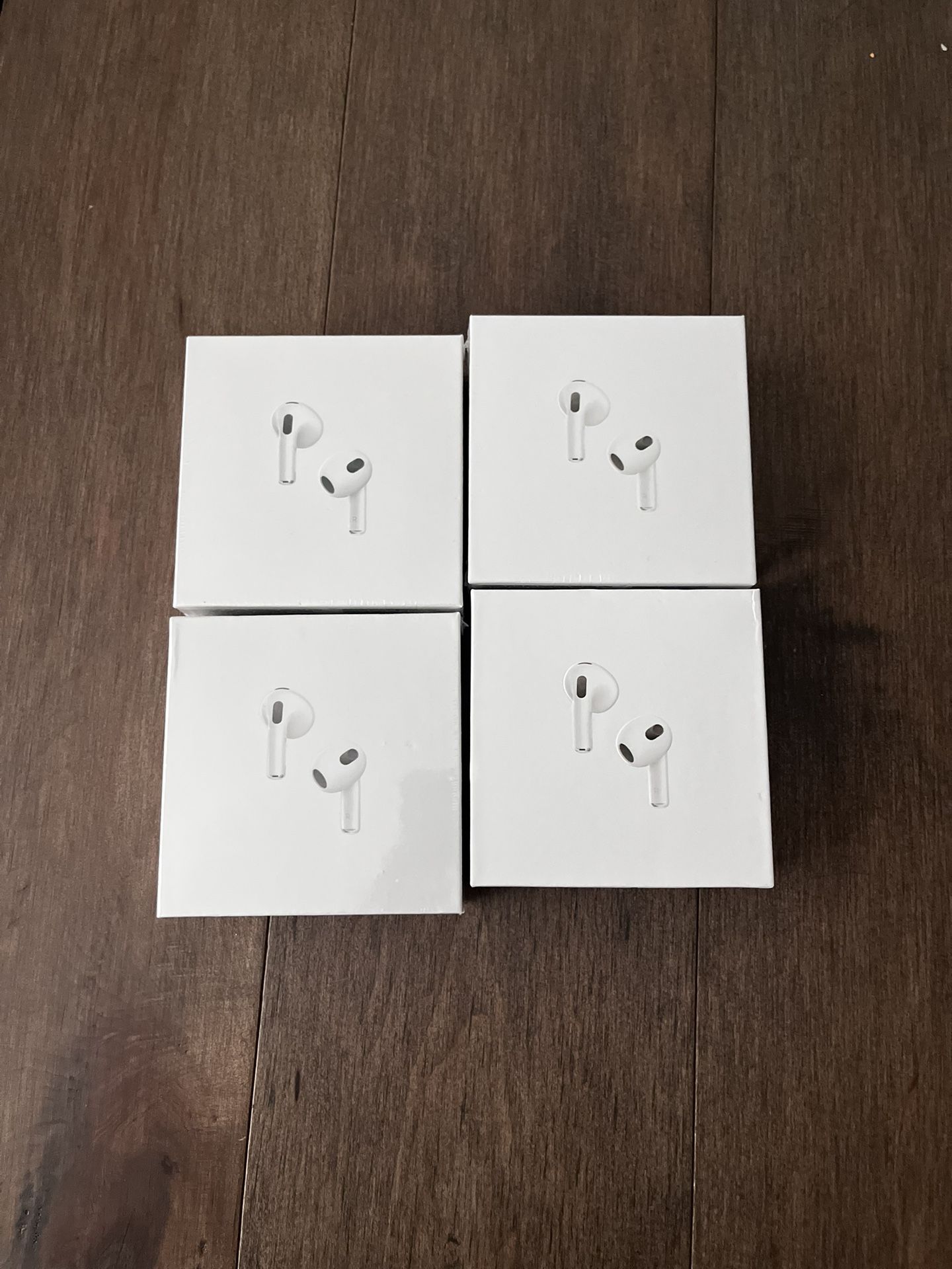 AirPods