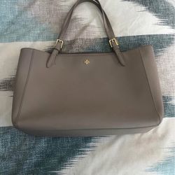 Tory Burch - Almost Brand New 