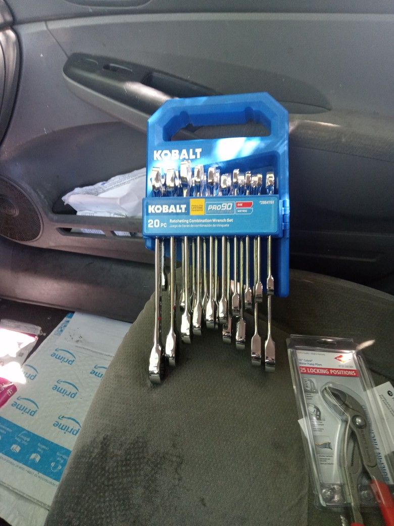 Kobalt 20pc. Ratcheting Combo Wrench Set. Retail $99.99