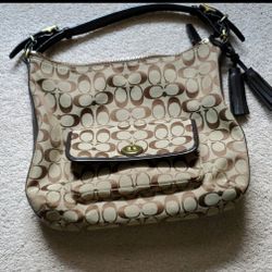 Coach purse 