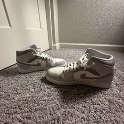 Air Jordan 1 Smoke Grey size 10