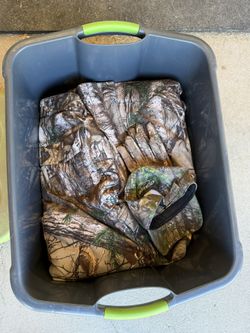 Women’s Hunting Gear! New Never Used