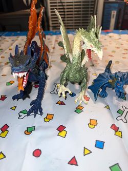 Dragon Action Figure Toy Lot of 5