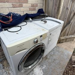 Washer And Dryer Frigidaire WORKING FUNCIONANDO 