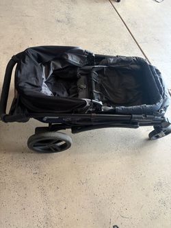 Baby trend wagon