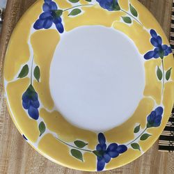 three Dansk St. Tropez dinner plates