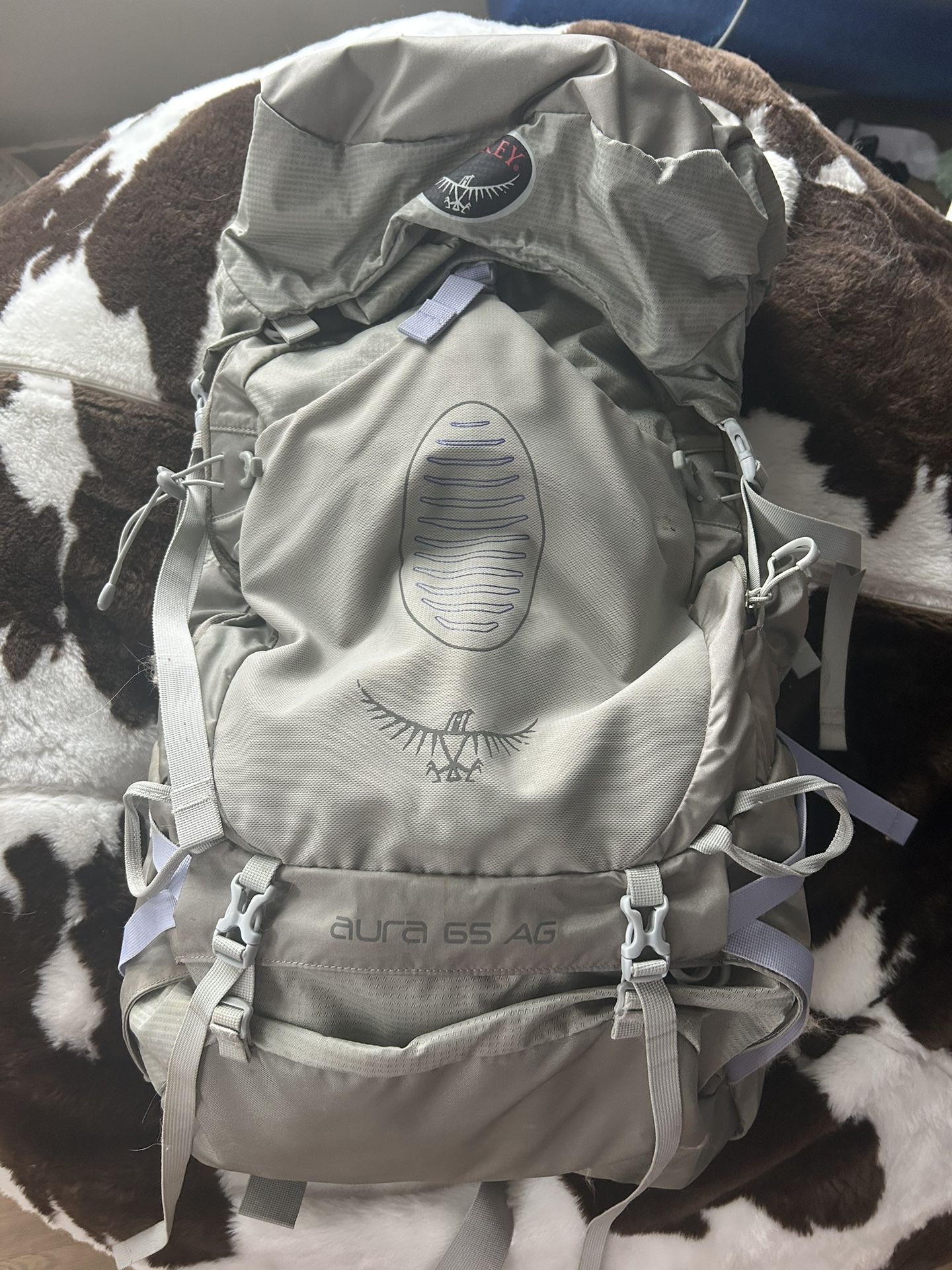 Osprey Aura AG 65 L Women’s Backpack — Great Condition