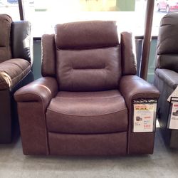 Mc Adoo Zero Wall Power Recliner 