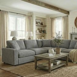 SECTIONAL ( FREE DELIVERY )