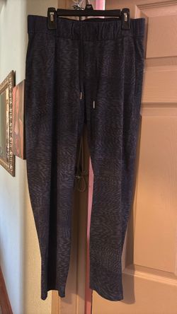 Lululemon pants