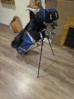 COUGAR X-CAT GOLF CLUBS WITH STANDBAG (11 CLUBS)
