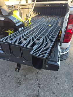 Black Plastic Drainage Channel Trench Grates