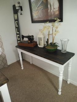 Table (side table)