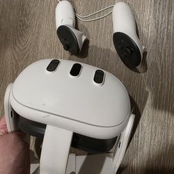 Meta Quest 3 128GB VR Headset