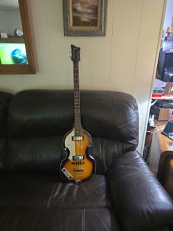 Hofner B-Bass icon searies