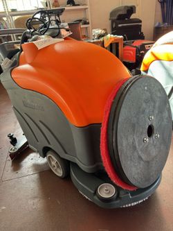 22" Battery Powered Floor Scrubber Dryer RT50, 14.5-gal Tank, 30000 sqft/h