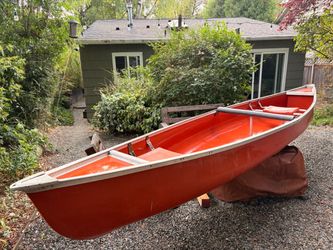 *Free* (or max $50 drop off, area dependent) three person - 15 ft. Coleman Canoe - Good shape