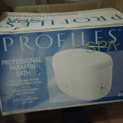 Professional paraffin bath.wax treatment