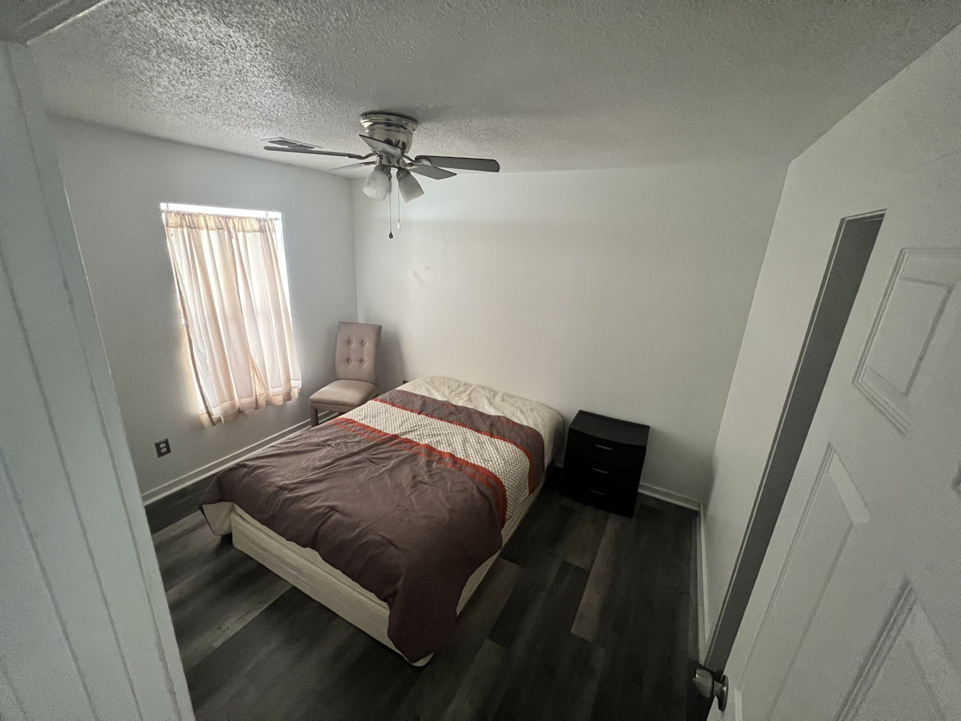 Alquilo O Rentó Habitación