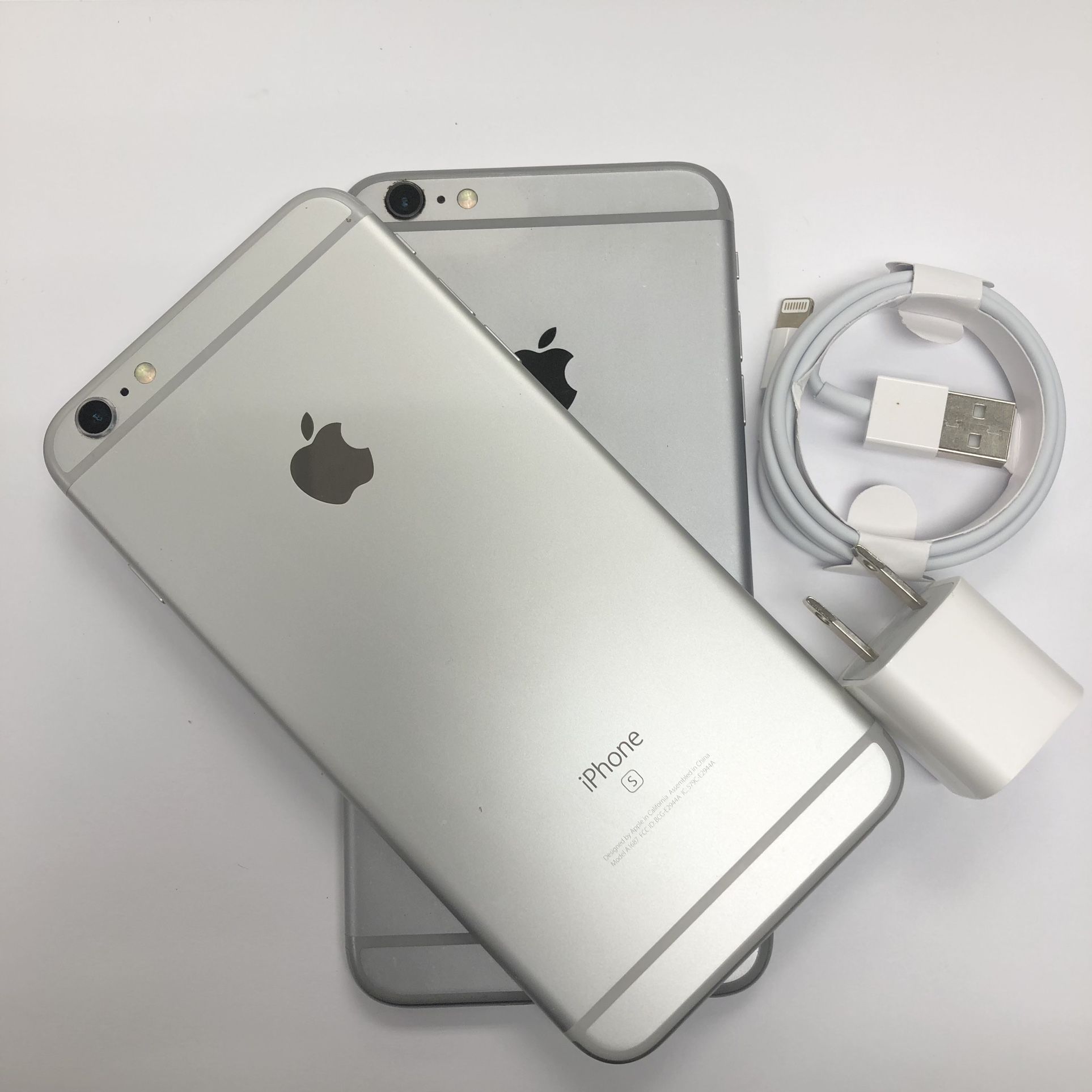 Factory Unlocked iphone 6s plus, sold with store warranty | Each