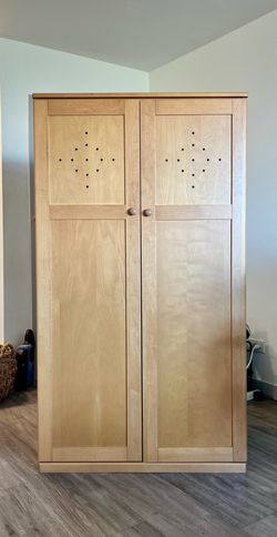 Canadian Maple Closet Storage -Free Delivery NYC and NJ
