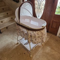 Bassinet 