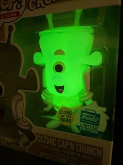GLOW Cozmic Cap’n Crunch Funko Pop *MINT* Shop Exclusive GITD Ad Icons 20 with protector Cereal General Mills