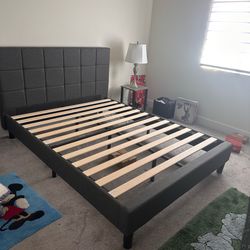 Queen Upholstered Bedframe