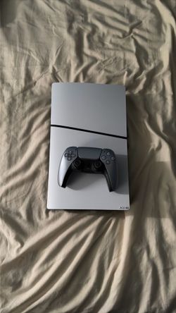 original Ps5 with controller ( cables included)