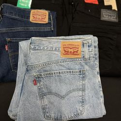 Women’s Levi’s Jeans