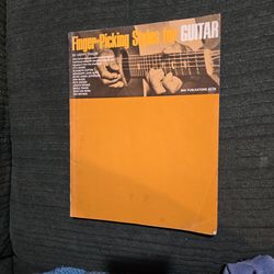 Finger-Picking Styles for Guitar by Happy Traum