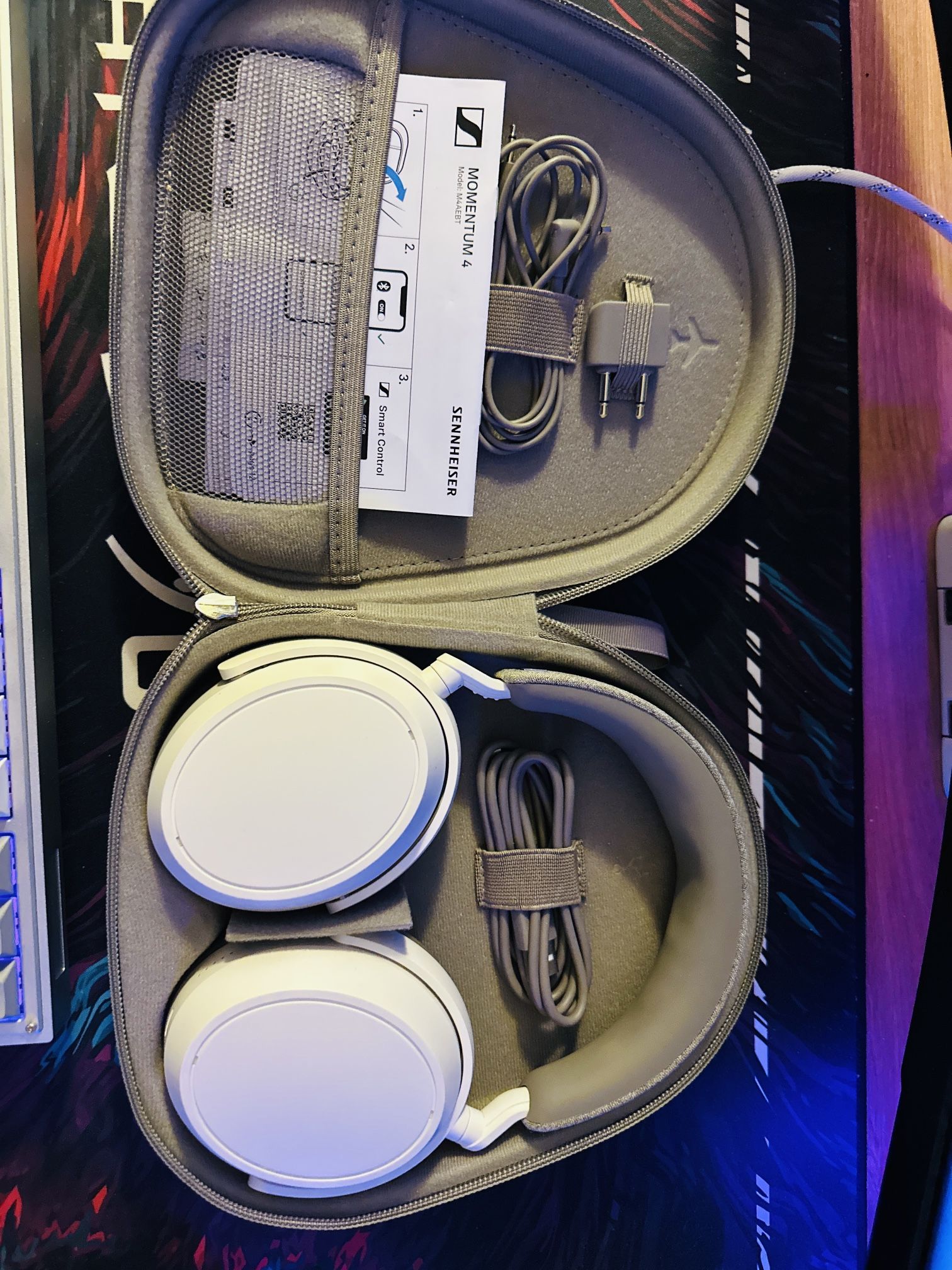 Sennheiser MOMENTUM 4 Wireless Headphones