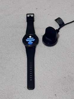 Samsung Gear S3 Frontier Smartwatch with Charger