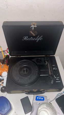 Vinyl player