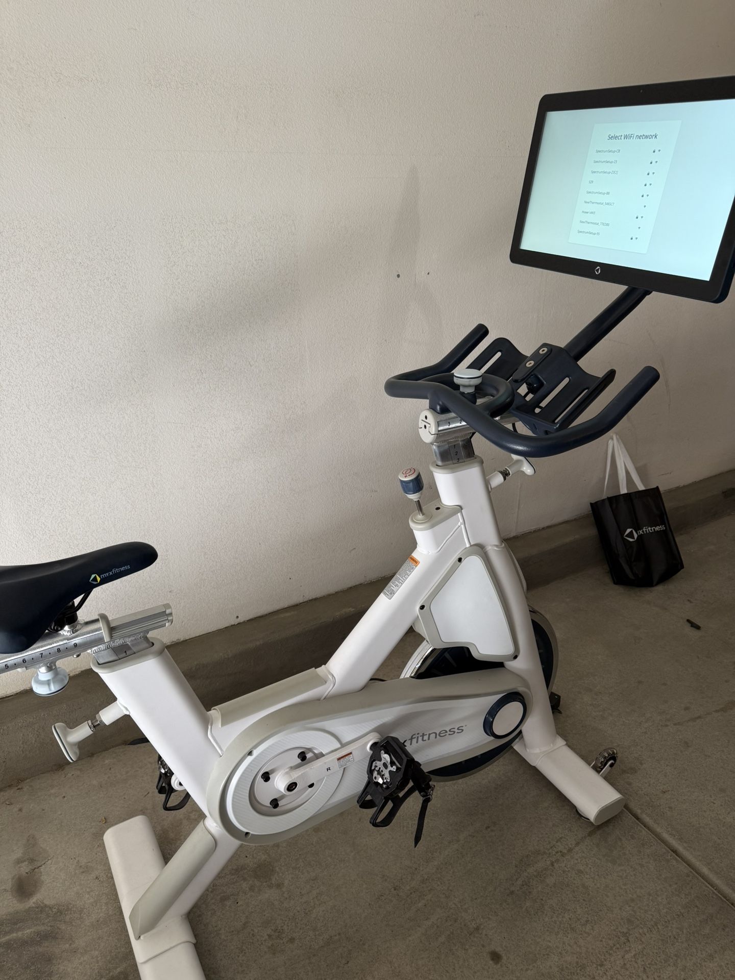 MyxFitness Indoor Bike