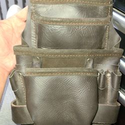 AS IN PICTURES IN REALLY GREAT CONDITION STILL SMELLS NEW...